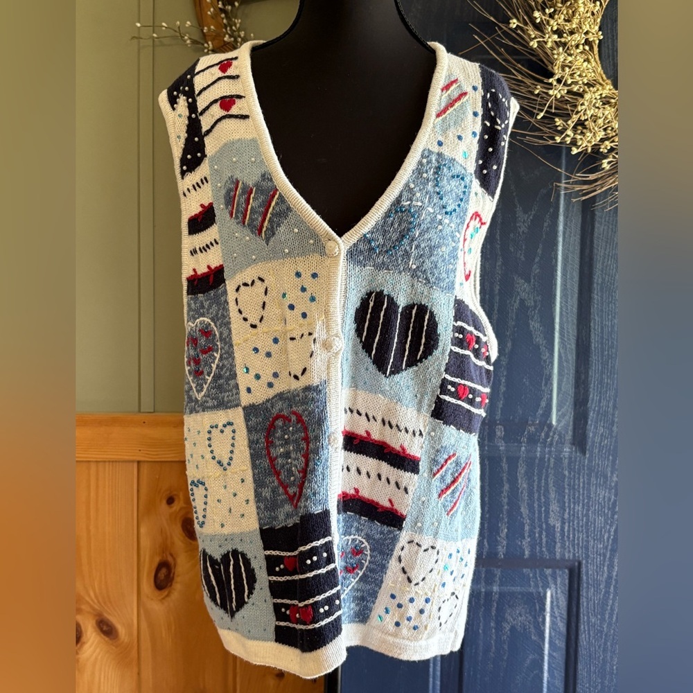 White Stag Beaded Red, White & Blue Heart embroidered Patchwork Sweater Vest SzL